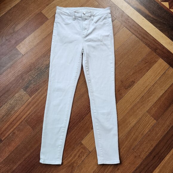American Eagle White Super Hi-Rise Jegging Jeans Size 4 Short - Picture 2 of 16